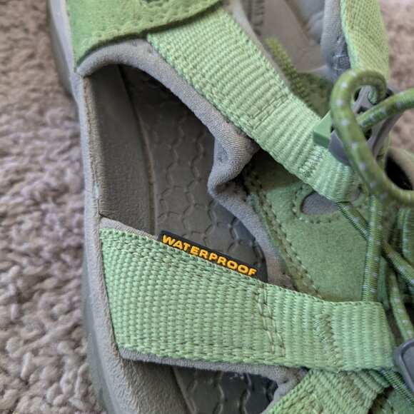 Keen  Green Sandals Water shoes Women's 9 - Picture 5 of 10